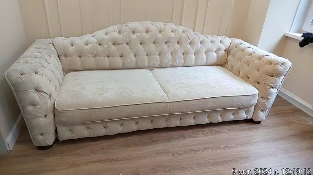 Обивка дивана. Посёлок имени Свердлова