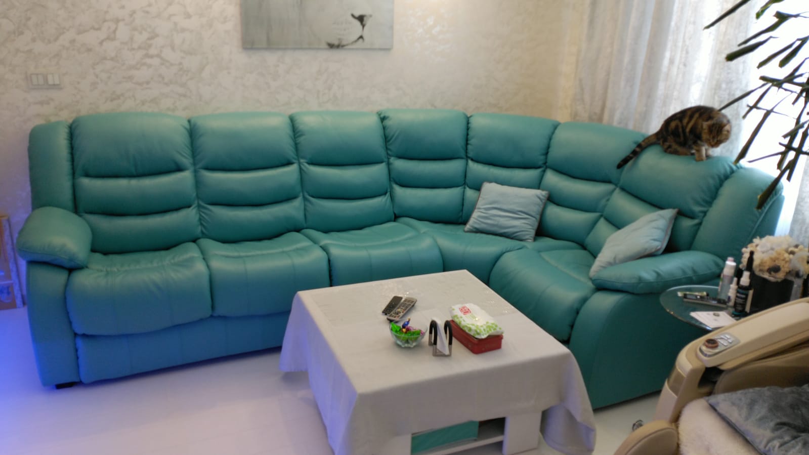 Перетяжка дивана на дому. Посёлок имени Свердлова